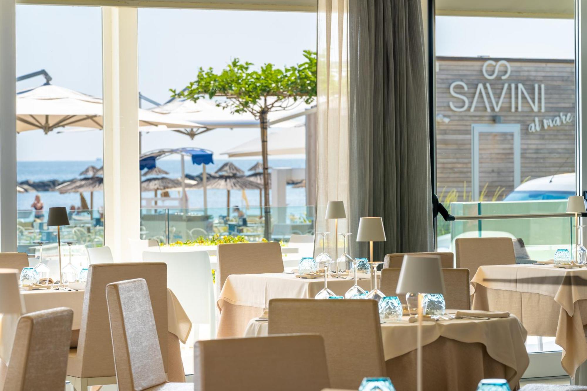 Hotel Savini Bellaria-Igea Marina Exterior foto